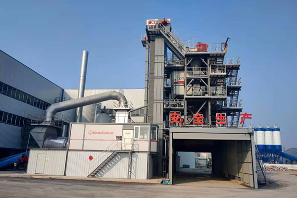 防水瀝青的施工過(guò)程具體怎樣的？